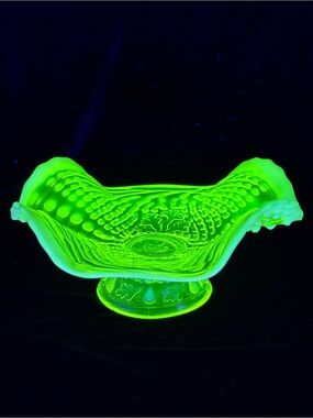 Antique Northwood Glass Company Vaseline Opalescent Argonaut Shell